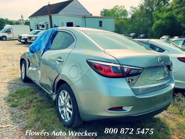 https://f005.backblazeb2.com/file/img-partshotlines-com/Inventory/EC176/Vehicle/96282_06.jpg