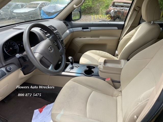 https://f005.backblazeb2.com/file/img-partshotlines-com/Inventory/EC176/Vehicle/99883_08.jpg