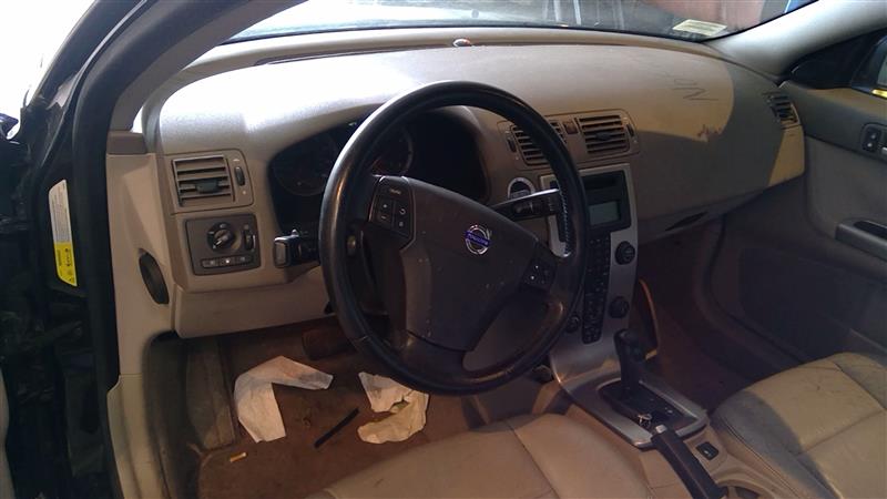 https://f005.backblazeb2.com/file/img-partshotlines-com/Inventory/EC214/Vehicle/109_05.jpg