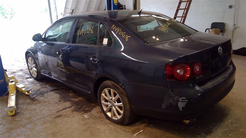 https://f005.backblazeb2.com/file/img-partshotlines-com/Inventory/EC214/Vehicle/125_04.jpg