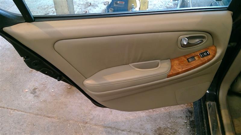 https://f005.backblazeb2.com/file/img-partshotlines-com/Inventory/EC214/Vehicle/145_09.jpg