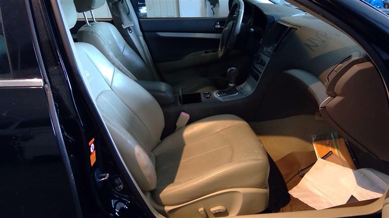 https://f005.backblazeb2.com/file/img-partshotlines-com/Inventory/EC214/Vehicle/147_12.jpg