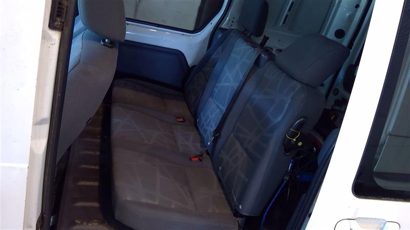 https://f005.backblazeb2.com/file/img-partshotlines-com/Inventory/EC214/Vehicle/176_08.jpg