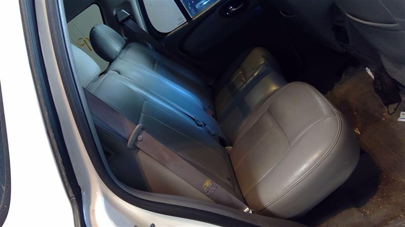 https://f005.backblazeb2.com/file/img-partshotlines-com/Inventory/EC214/Vehicle/220_11.jpg