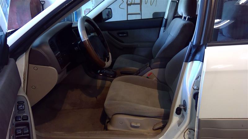 https://f005.backblazeb2.com/file/img-partshotlines-com/Inventory/EC214/Vehicle/229_06.jpg