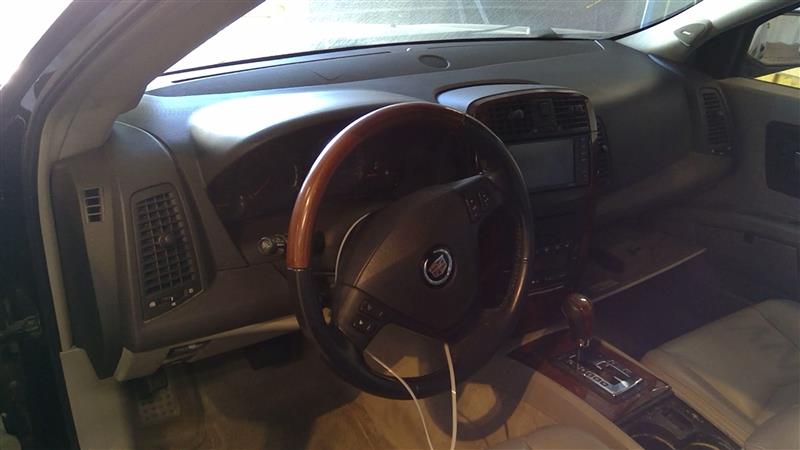 https://f005.backblazeb2.com/file/img-partshotlines-com/Inventory/EC214/Vehicle/231_05.jpg