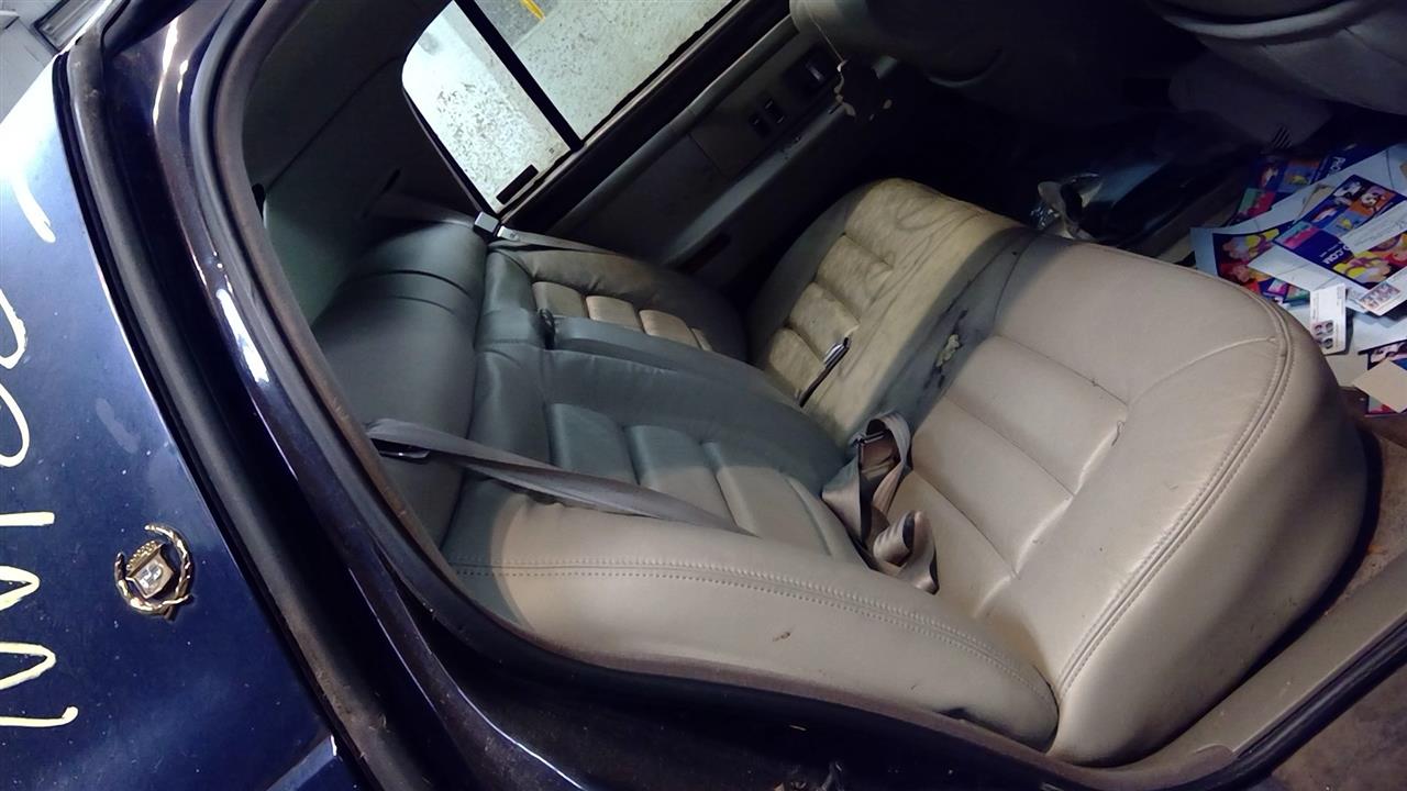 https://f005.backblazeb2.com/file/img-partshotlines-com/Inventory/EC214/Vehicle/301_11.jpg