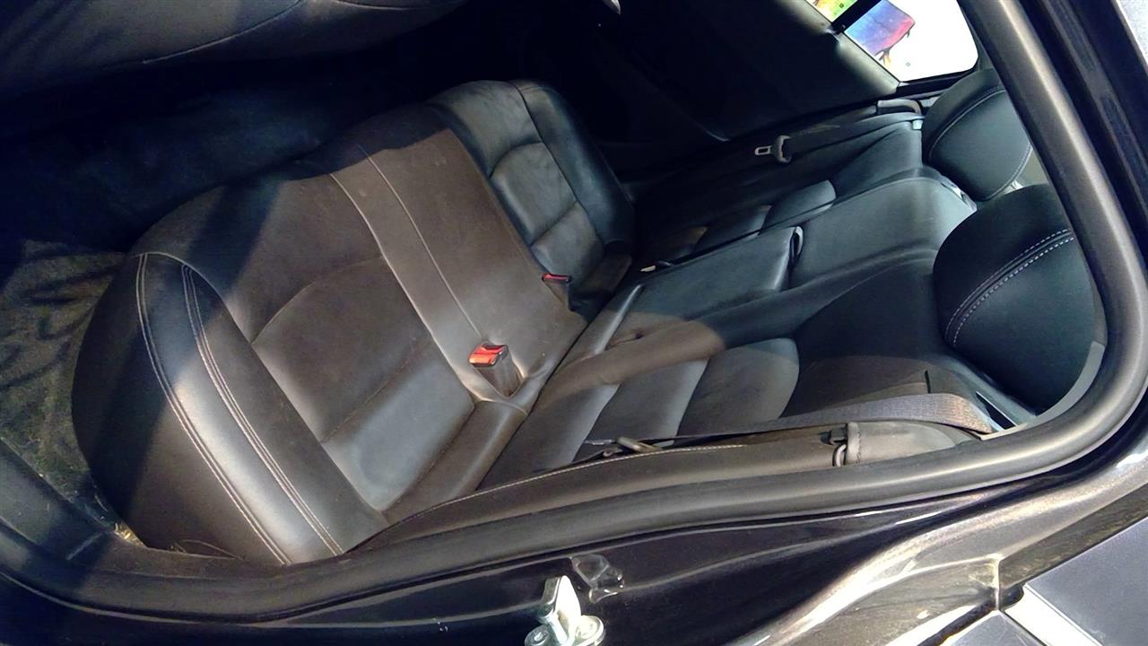 https://f005.backblazeb2.com/file/img-partshotlines-com/Inventory/EC214/Vehicle/302_10.jpg