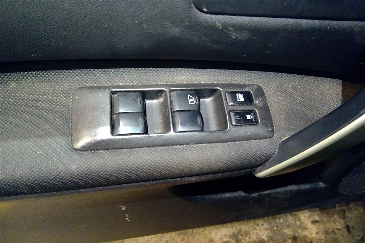 https://f005.backblazeb2.com/file/img-partshotlines-com/Inventory/EC214/Vehicle/315_08.jpg