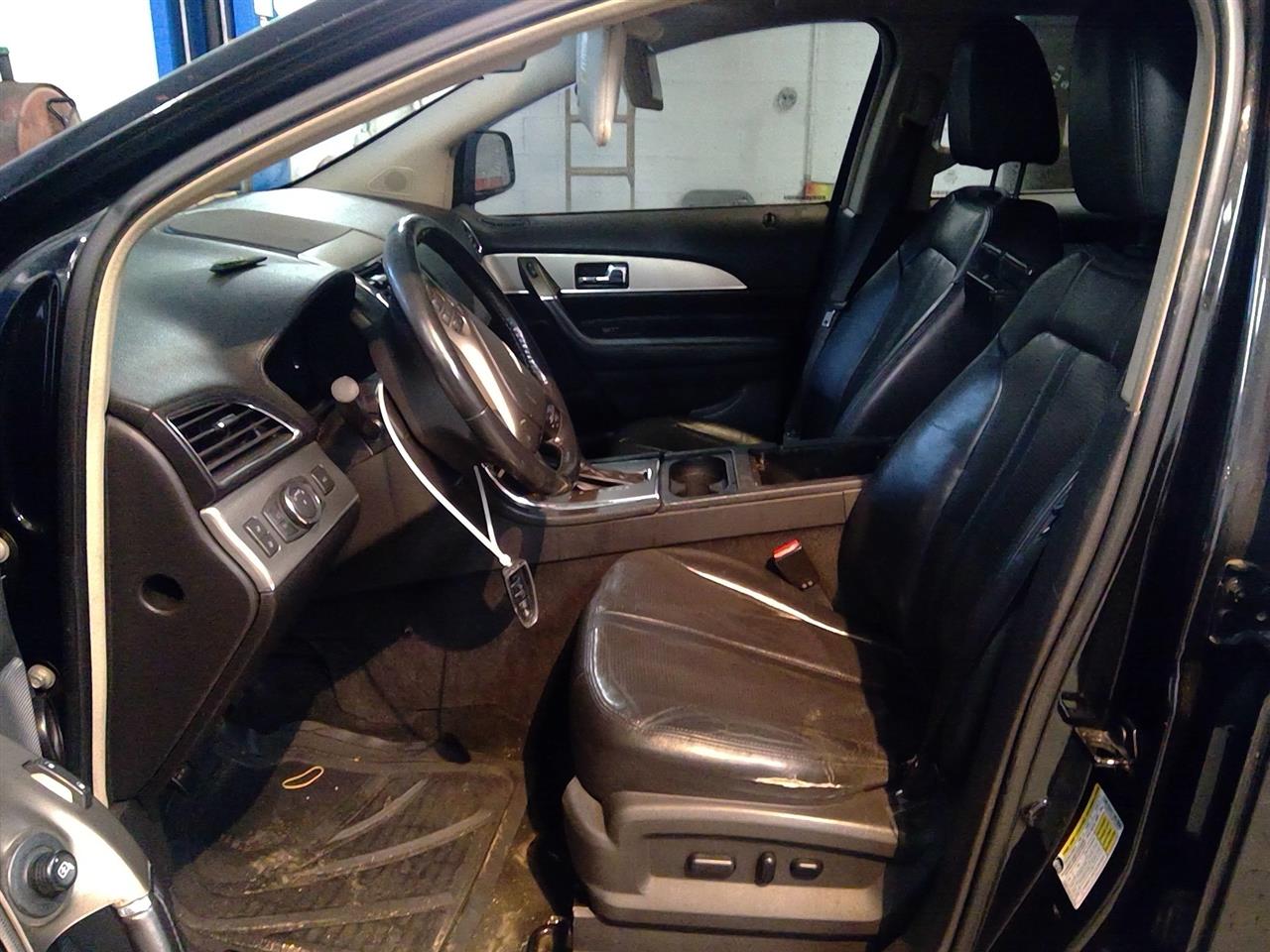 https://f005.backblazeb2.com/file/img-partshotlines-com/Inventory/EC214/Vehicle/343_11.jpg
