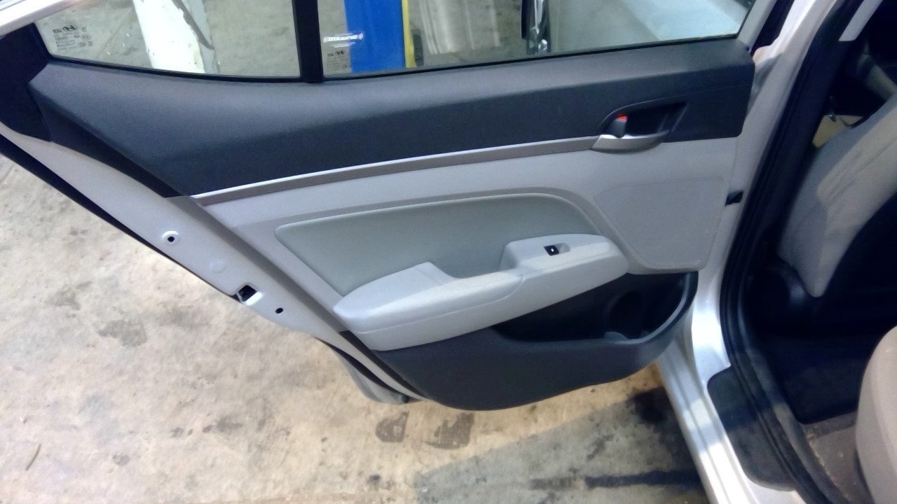 https://f005.backblazeb2.com/file/img-partshotlines-com/Inventory/EC214/Vehicle/358_09.jpg
