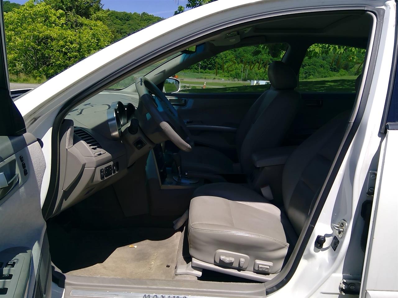https://f005.backblazeb2.com/file/img-partshotlines-com/Inventory/EC214/Vehicle/409_06.jpg
