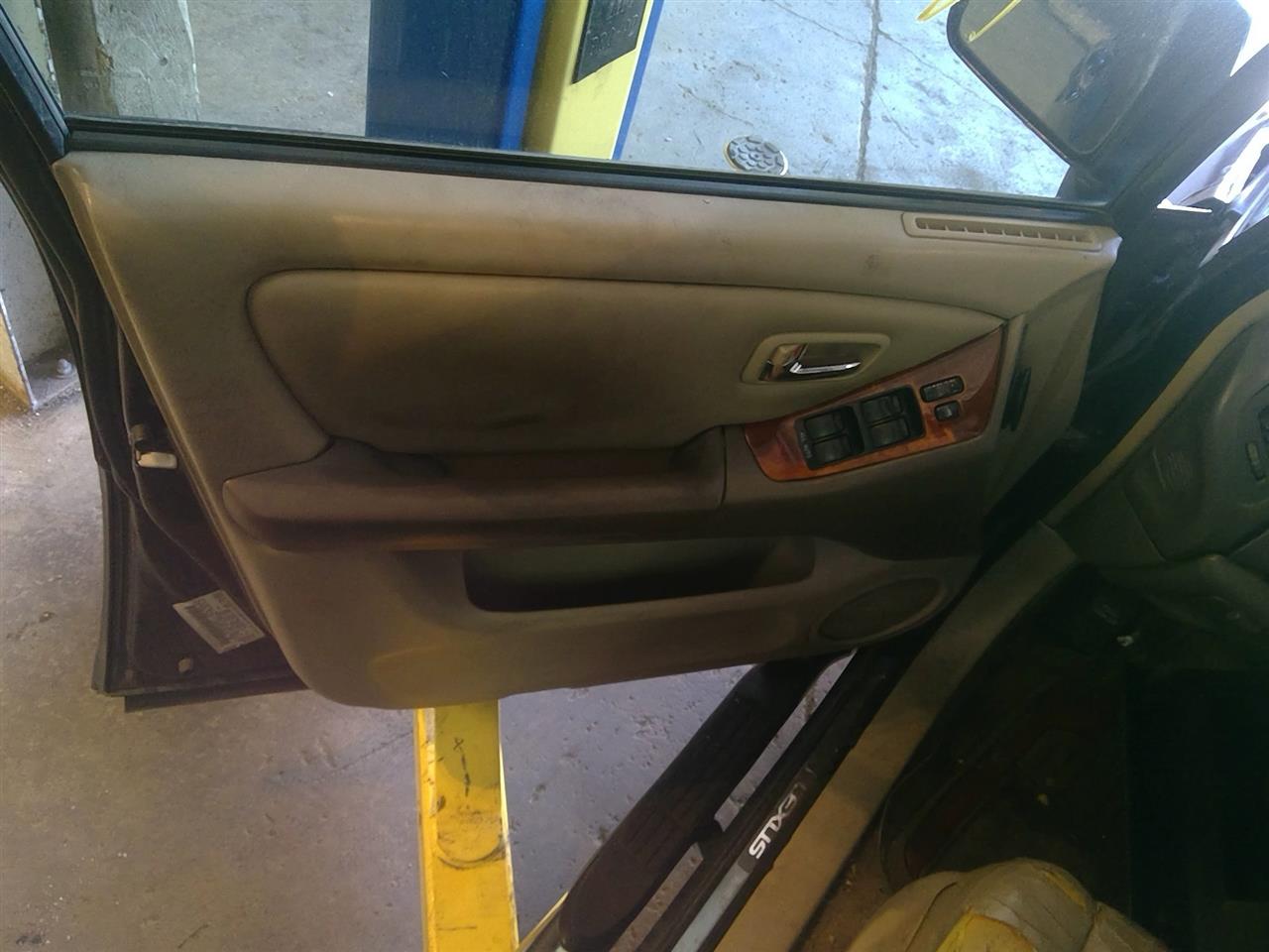 https://f005.backblazeb2.com/file/img-partshotlines-com/Inventory/EC214/Vehicle/447_07.jpg