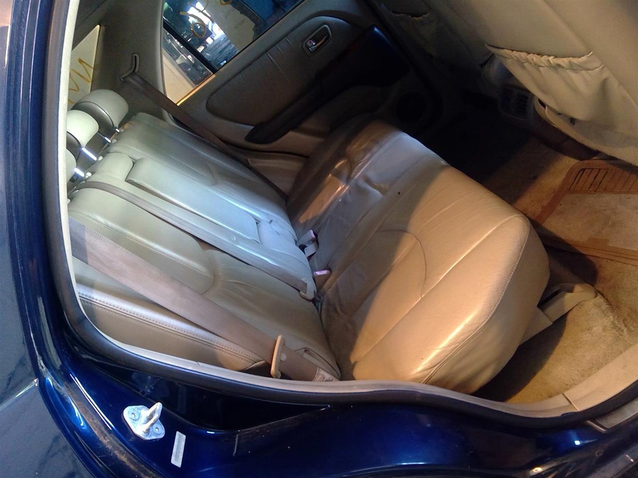 https://f005.backblazeb2.com/file/img-partshotlines-com/Inventory/EC214/Vehicle/447_11.jpg