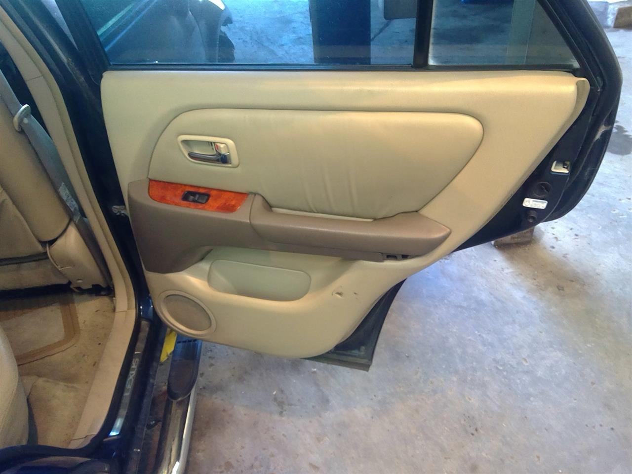 https://f005.backblazeb2.com/file/img-partshotlines-com/Inventory/EC214/Vehicle/447_12.jpg