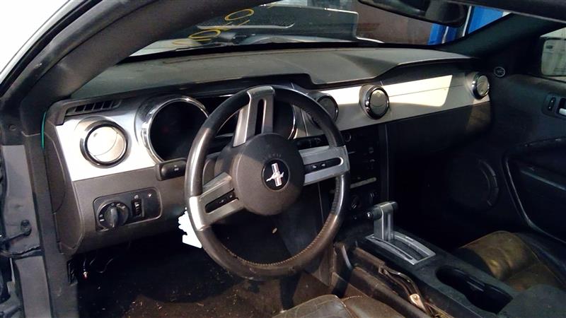 https://f005.backblazeb2.com/file/img-partshotlines-com/Inventory/EC214/Vehicle/52_05.jpg