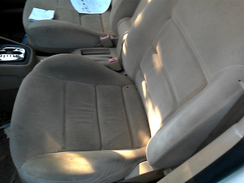 https://f005.backblazeb2.com/file/img-partshotlines-com/Inventory/EC217/Vehicle/46215_06.jpg