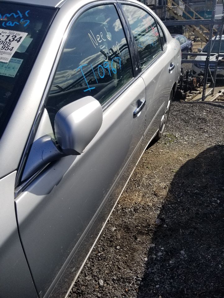 https://f005.backblazeb2.com/file/img-partshotlines-com/Inventory/EC217/Vehicle/68305_11.jpg