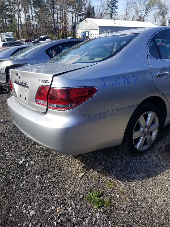https://f005.backblazeb2.com/file/img-partshotlines-com/Inventory/EC217/Vehicle/68305_13.jpg