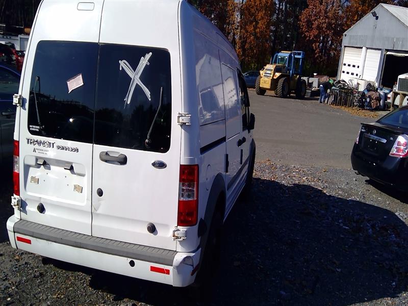 https://f005.backblazeb2.com/file/img-partshotlines-com/Inventory/EC217/Vehicle/69025_09.jpg