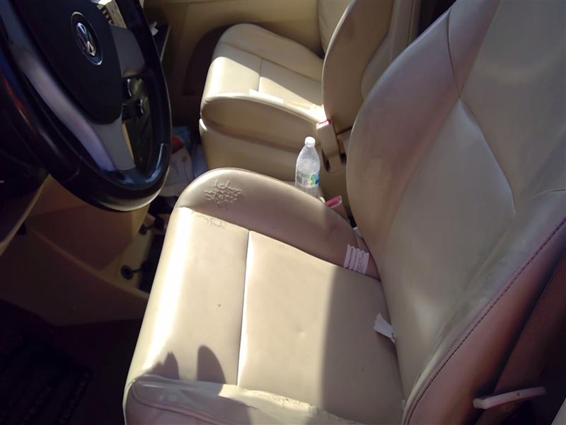 https://f005.backblazeb2.com/file/img-partshotlines-com/Inventory/EC217/Vehicle/73615_06.jpg