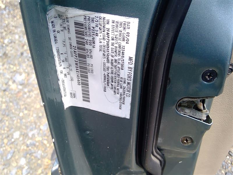 https://f005.backblazeb2.com/file/img-partshotlines-com/Inventory/EC217/Vehicle/76160_07.jpg