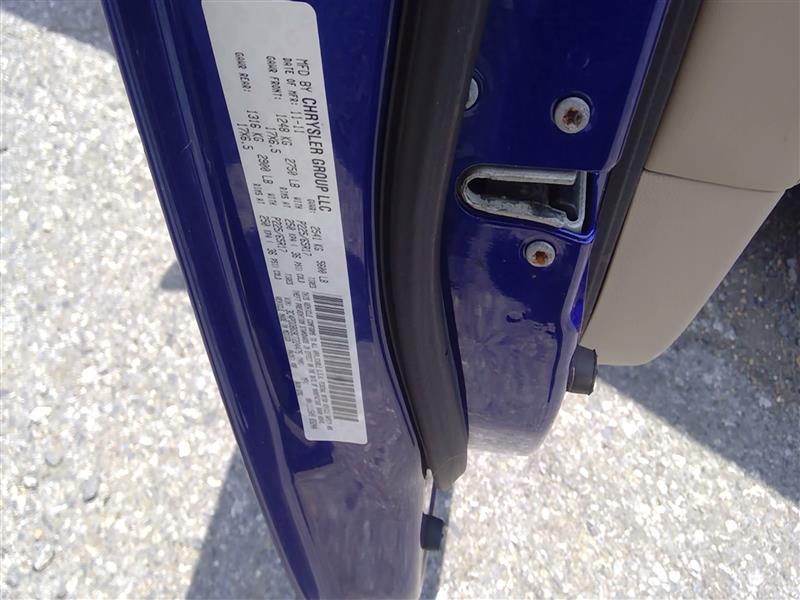 https://f005.backblazeb2.com/file/img-partshotlines-com/Inventory/EC217/Vehicle/76274_07.jpg