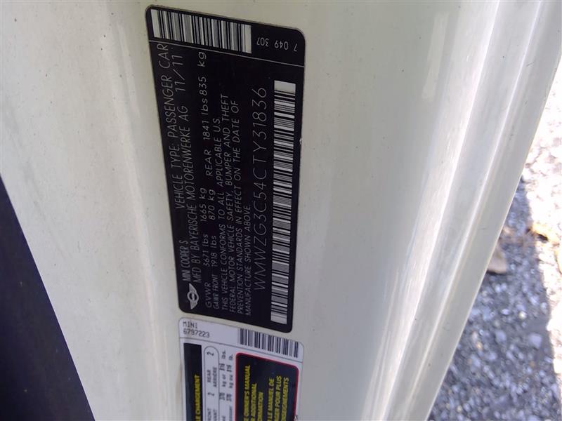 https://f005.backblazeb2.com/file/img-partshotlines-com/Inventory/EC217/Vehicle/76282_07.jpg