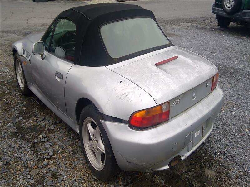 https://f005.backblazeb2.com/file/img-partshotlines-com/Inventory/EC217/Vehicle/76515_10.jpg