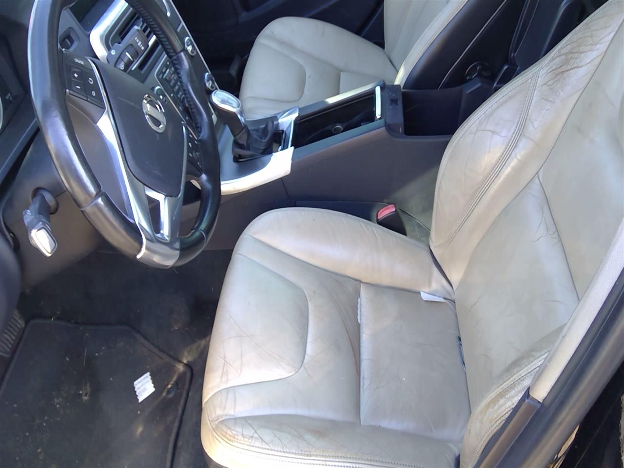 https://f005.backblazeb2.com/file/img-partshotlines-com/Inventory/EC217/Vehicle/76644_05.jpg