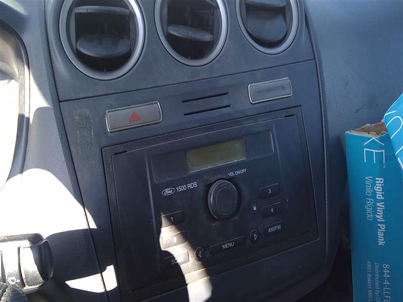 https://f005.backblazeb2.com/file/img-partshotlines-com/Inventory/EC217/Vehicle/76663_02.jpg