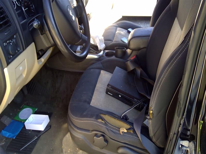 https://f005.backblazeb2.com/file/img-partshotlines-com/Inventory/EC217/Vehicle/76681_05.jpg