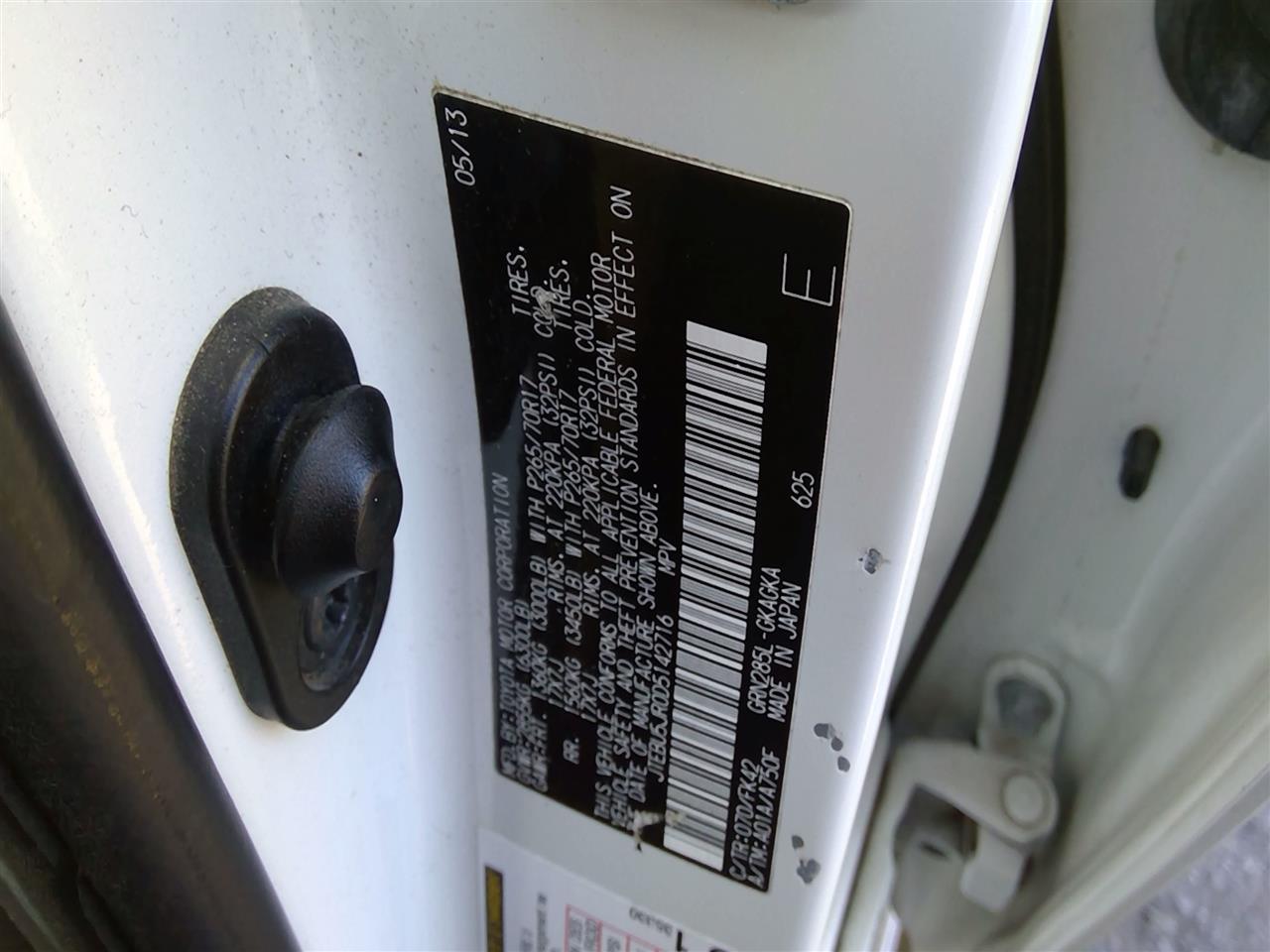 https://f005.backblazeb2.com/file/img-partshotlines-com/Inventory/EC217/Vehicle/76705_06.jpg