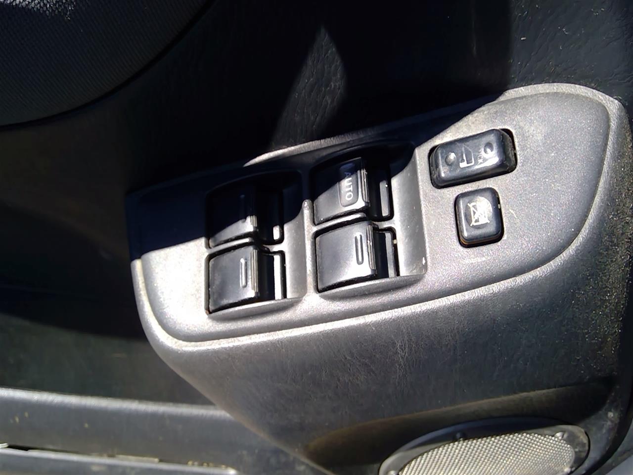 https://f005.backblazeb2.com/file/img-partshotlines-com/Inventory/EC217/Vehicle/77289_04.jpg