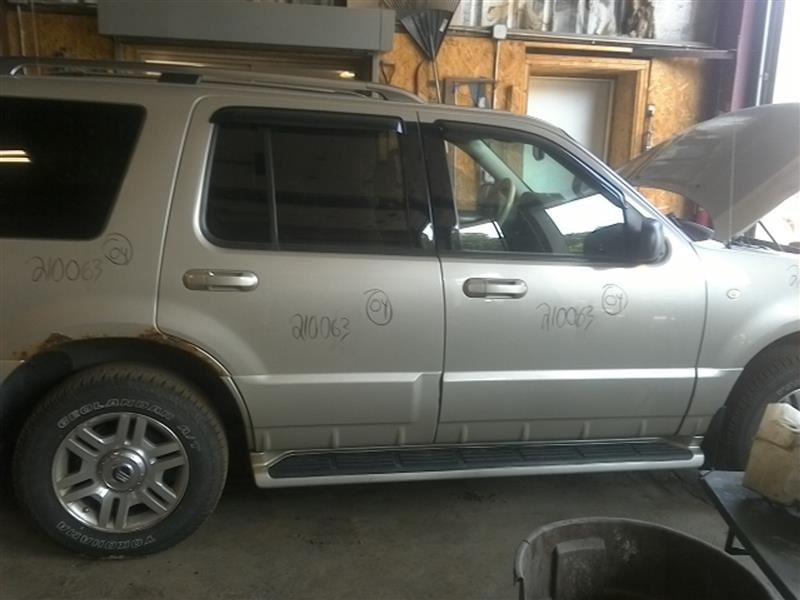 https://f005.backblazeb2.com/file/img-partshotlines-com/Inventory/EC331/Vehicle/18603_02.jpg