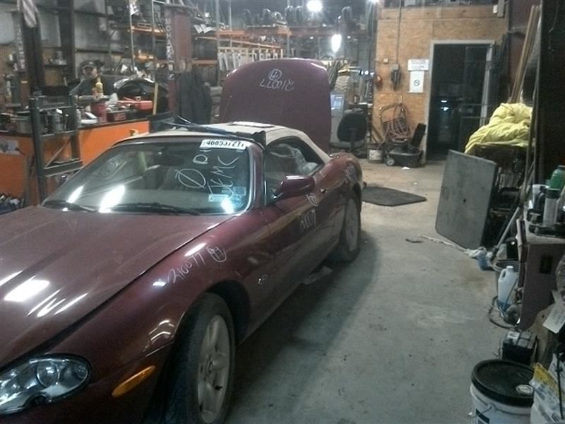 https://f005.backblazeb2.com/file/img-partshotlines-com/Inventory/EC331/Vehicle/18704_02.jpg