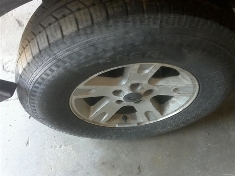 https://f005.backblazeb2.com/file/img-partshotlines-com/Inventory/EC331/Vehicle/20744_03.jpg