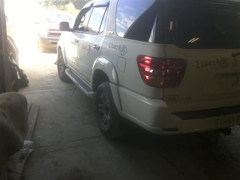 https://f005.backblazeb2.com/file/img-partshotlines-com/Inventory/EC331/Vehicle/20763_07.jpg