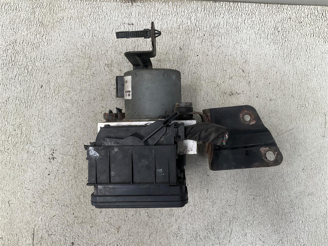 https://f005.backblazeb2.com/file/img-partshotlines-com/Inventory/EC474/Inventory/2337729_03.jpg