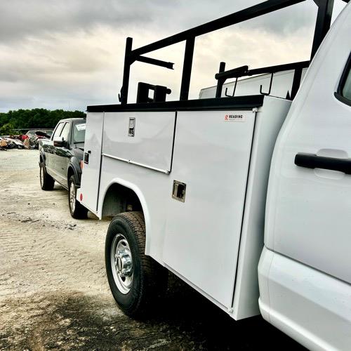 https://f005.backblazeb2.com/file/img-partshotlines-com/Inventory/EC474/Vehicle/104559_09.jpg
