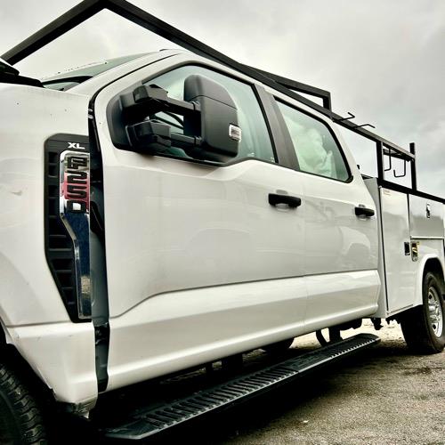 https://f005.backblazeb2.com/file/img-partshotlines-com/Inventory/EC474/Vehicle/104559_12.jpg