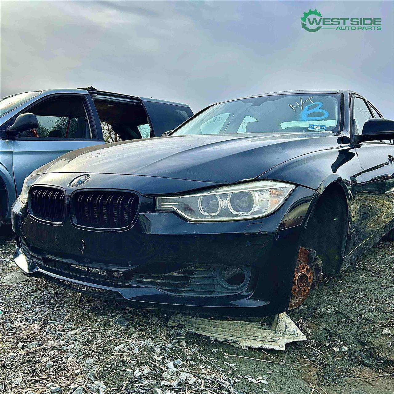https://f005.backblazeb2.com/file/img-partshotlines-com/Inventory/EC474/Vehicle/107086_12.jpg