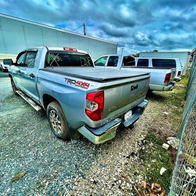 https://f005.backblazeb2.com/file/img-partshotlines-com/Inventory/EC474/Vehicle/107432_08.jpg