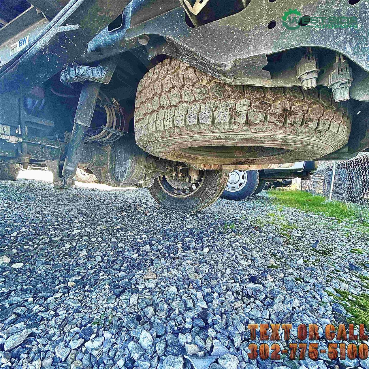 https://f005.backblazeb2.com/file/img-partshotlines-com/Inventory/EC474/Vehicle/108798_03.jpg