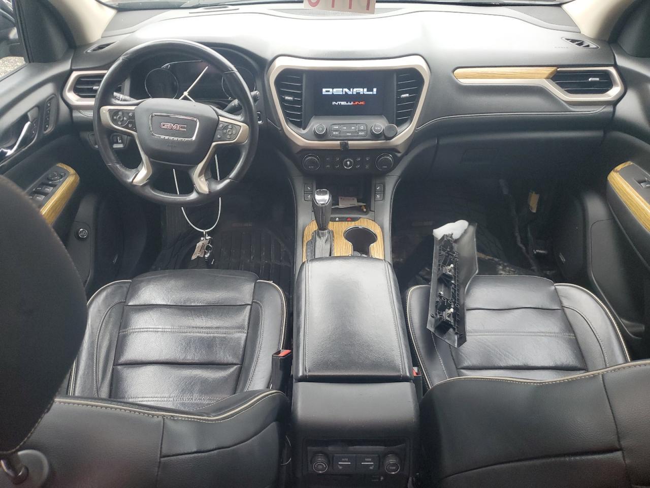 https://f005.backblazeb2.com/file/img-partshotlines-com/Inventory/EC474/Vehicle/110033_12.jpg