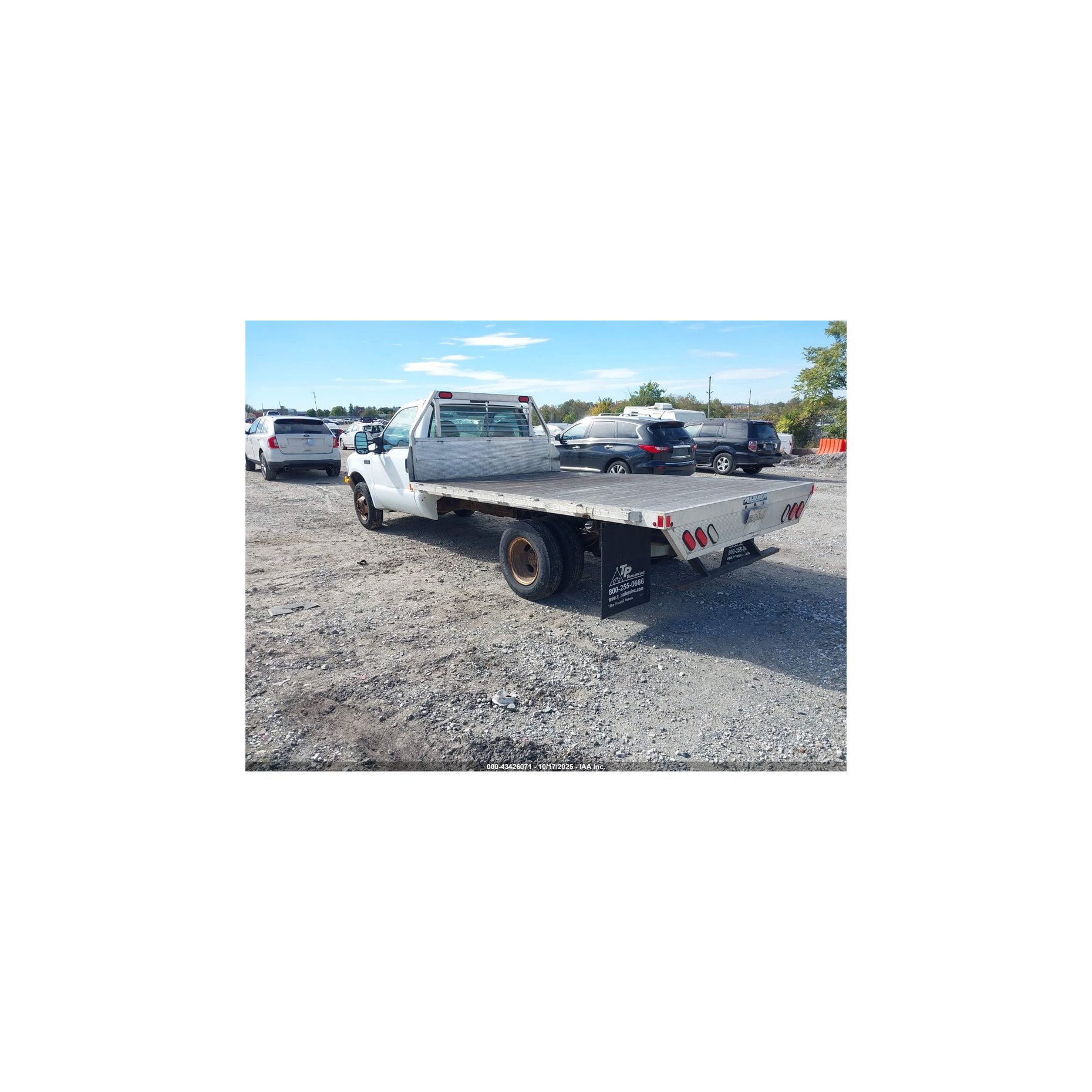https://f005.backblazeb2.com/file/img-partshotlines-com/Inventory/EC474/Vehicle/110691_08.jpg