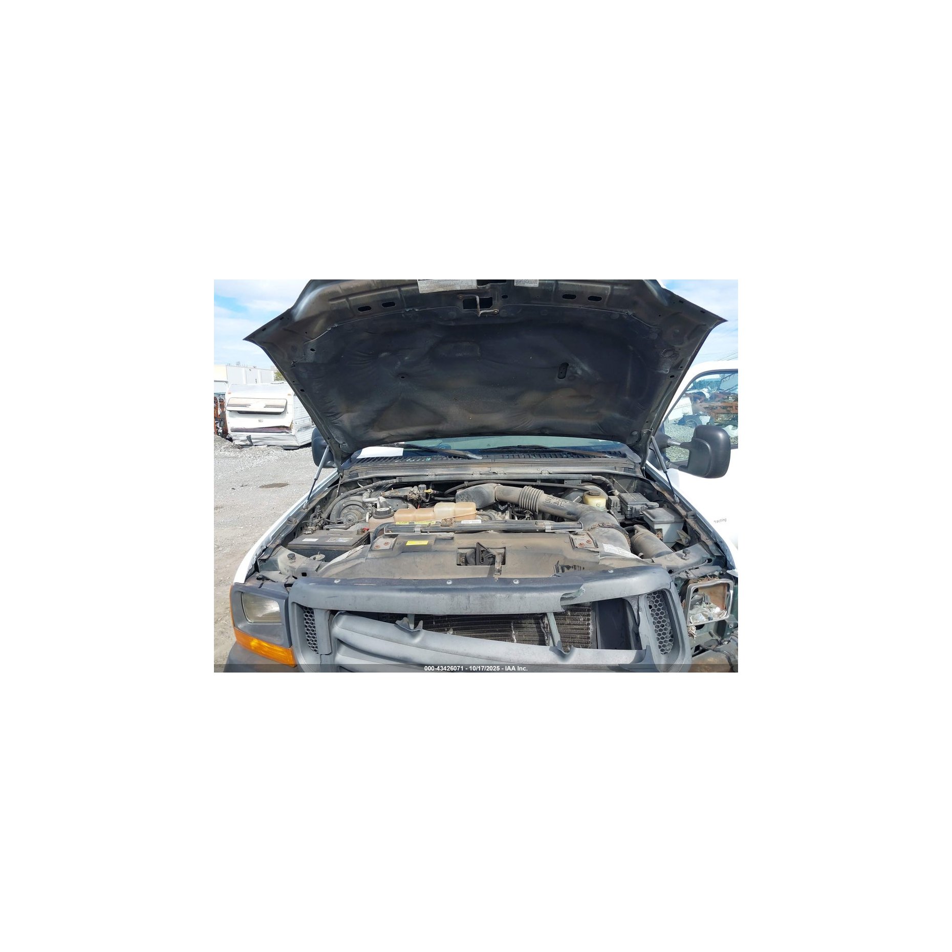 https://f005.backblazeb2.com/file/img-partshotlines-com/Inventory/EC474/Vehicle/110691_11.jpg