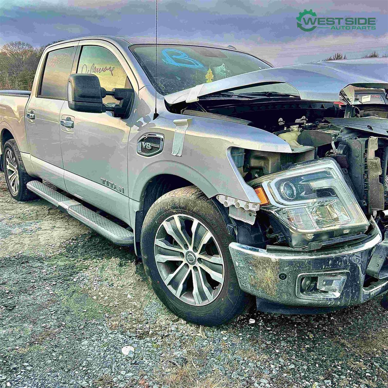 https://f005.backblazeb2.com/file/img-partshotlines-com/Inventory/EC474/Vehicle/111478_08.jpg