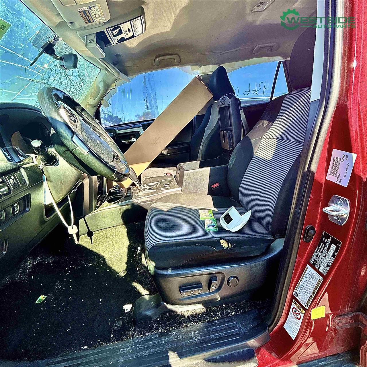https://f005.backblazeb2.com/file/img-partshotlines-com/Inventory/EC474/Vehicle/111479_08.jpg
