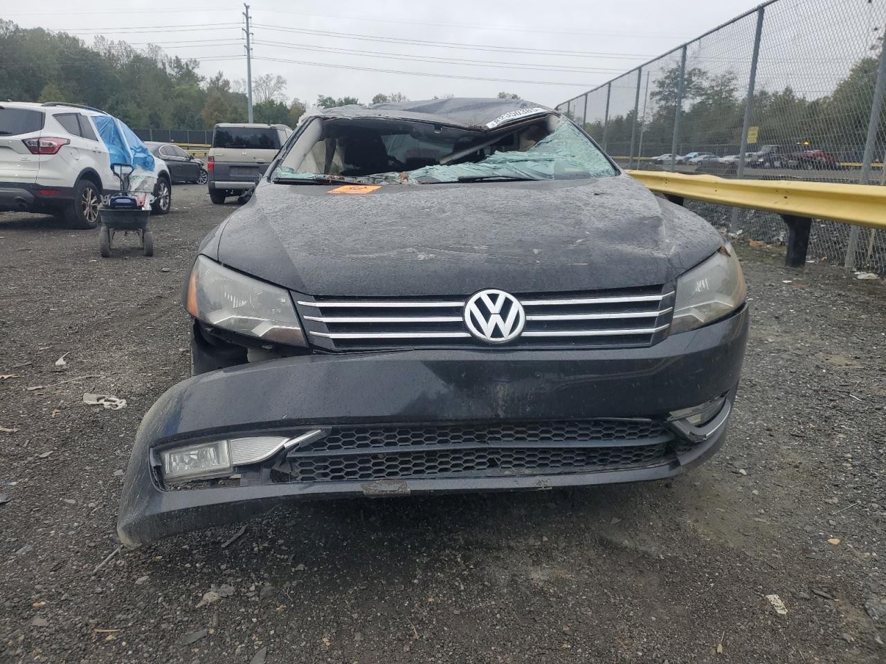https://f005.backblazeb2.com/file/img-partshotlines-com/Inventory/EC474/Vehicle/111583_08.jpg